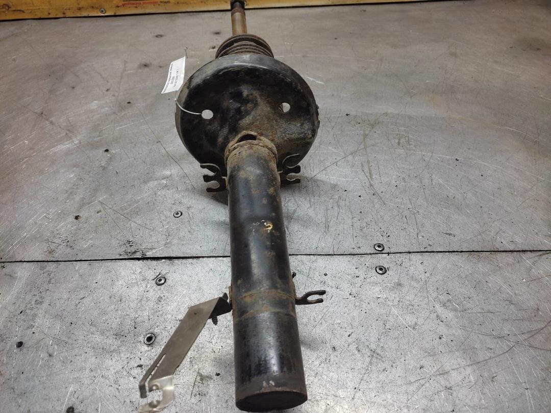 Амортизатор передний левый EKV200 Audi A3 купить с доставкой