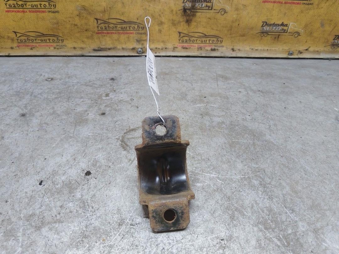 Крепление втулки стабилизатора XA2JP0 Ford Tourneo Connect купить в магазине запчастей бу