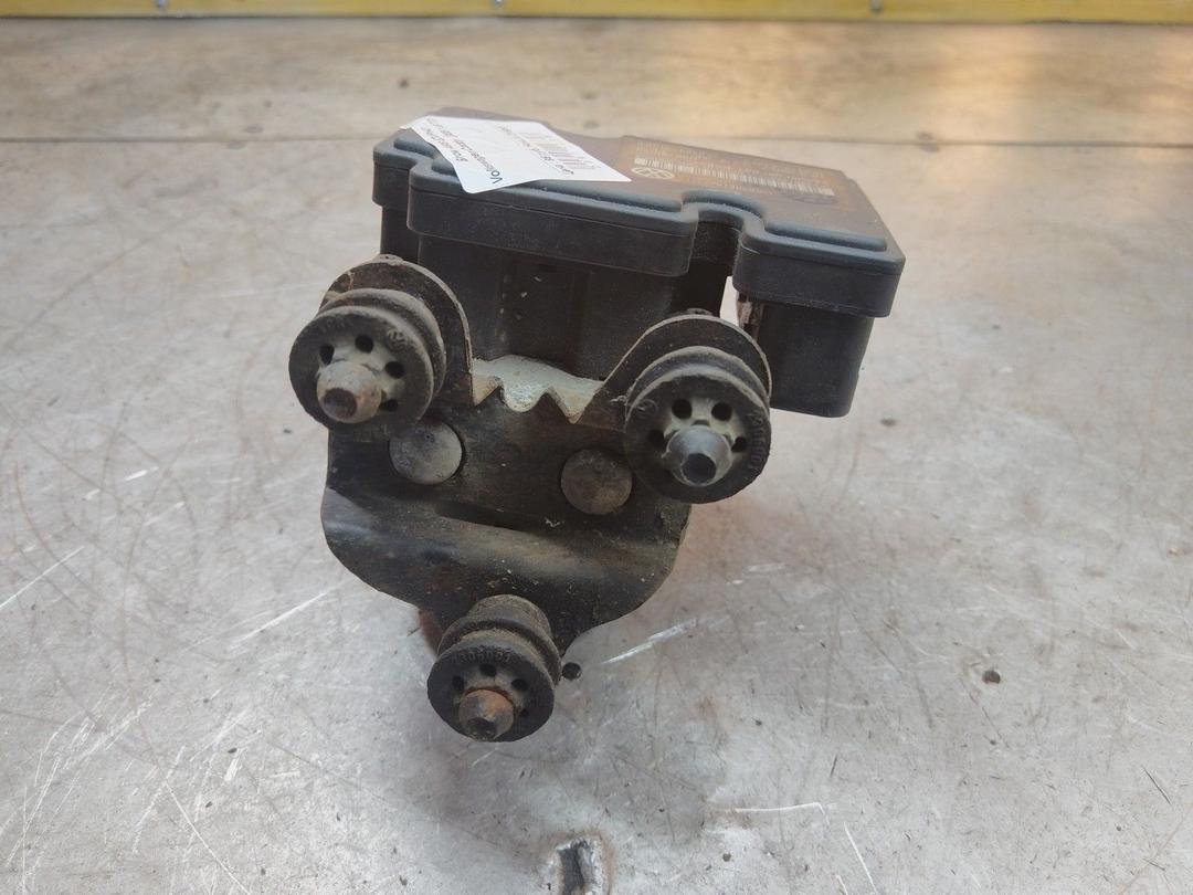 Блок ABS 57VPHO Volkswagen Caddy купить
