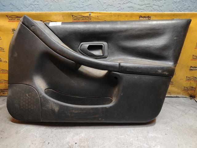 Обшивка двери передней правой (дверная карта) N71YQX Peugeot 306 - Фото 1