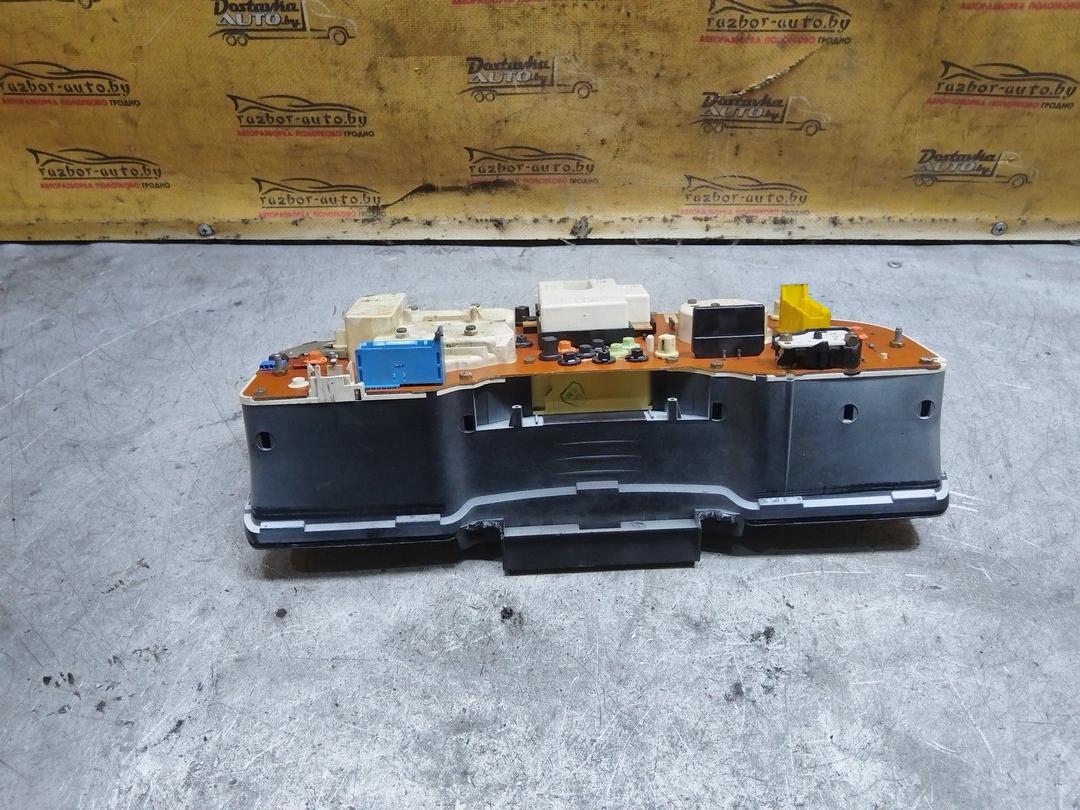 Щиток приборов (приборная панель) UB81ER Audi 80 купить с доставкой