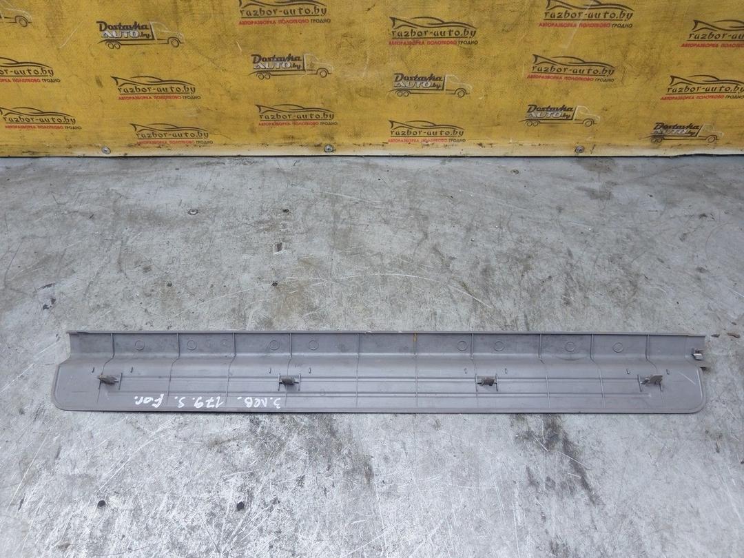 Накладка на порог OCGYFA Subaru Forester купить с доставкой