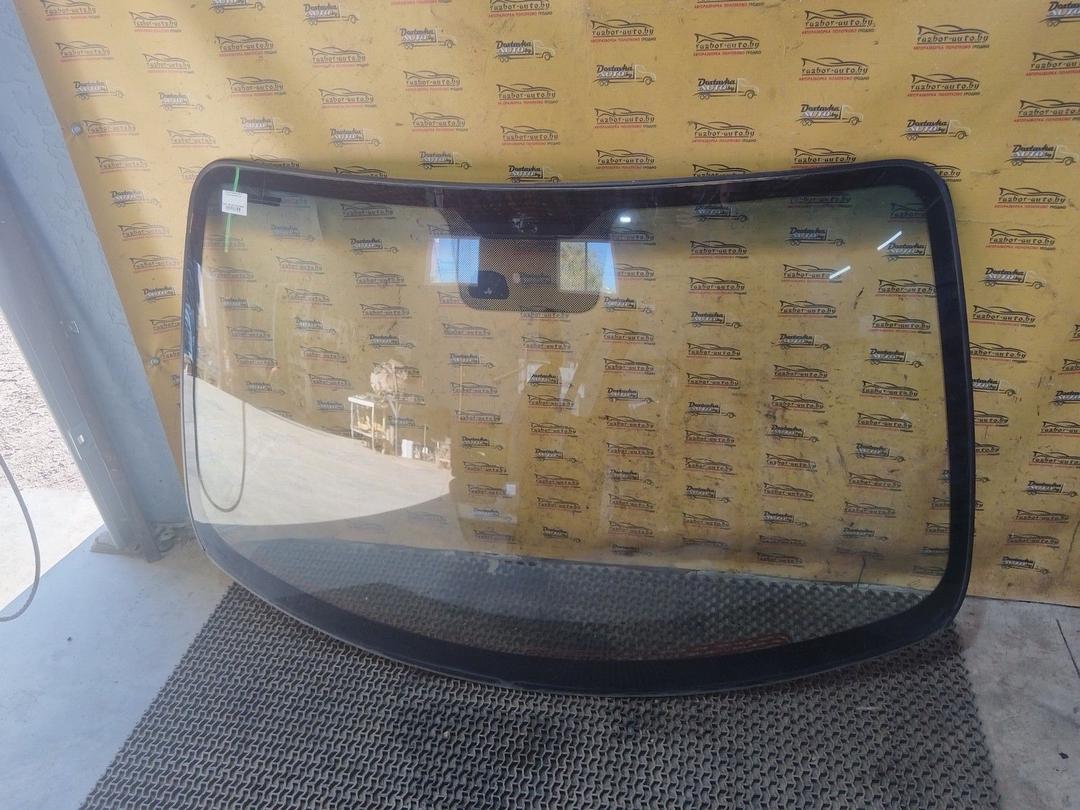 Стекло лобовое I0E1XT Kia Carnival