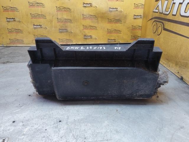 Обшивка багажника VSJOM7 BMW 5 E39 купить в магазине запчастей бу