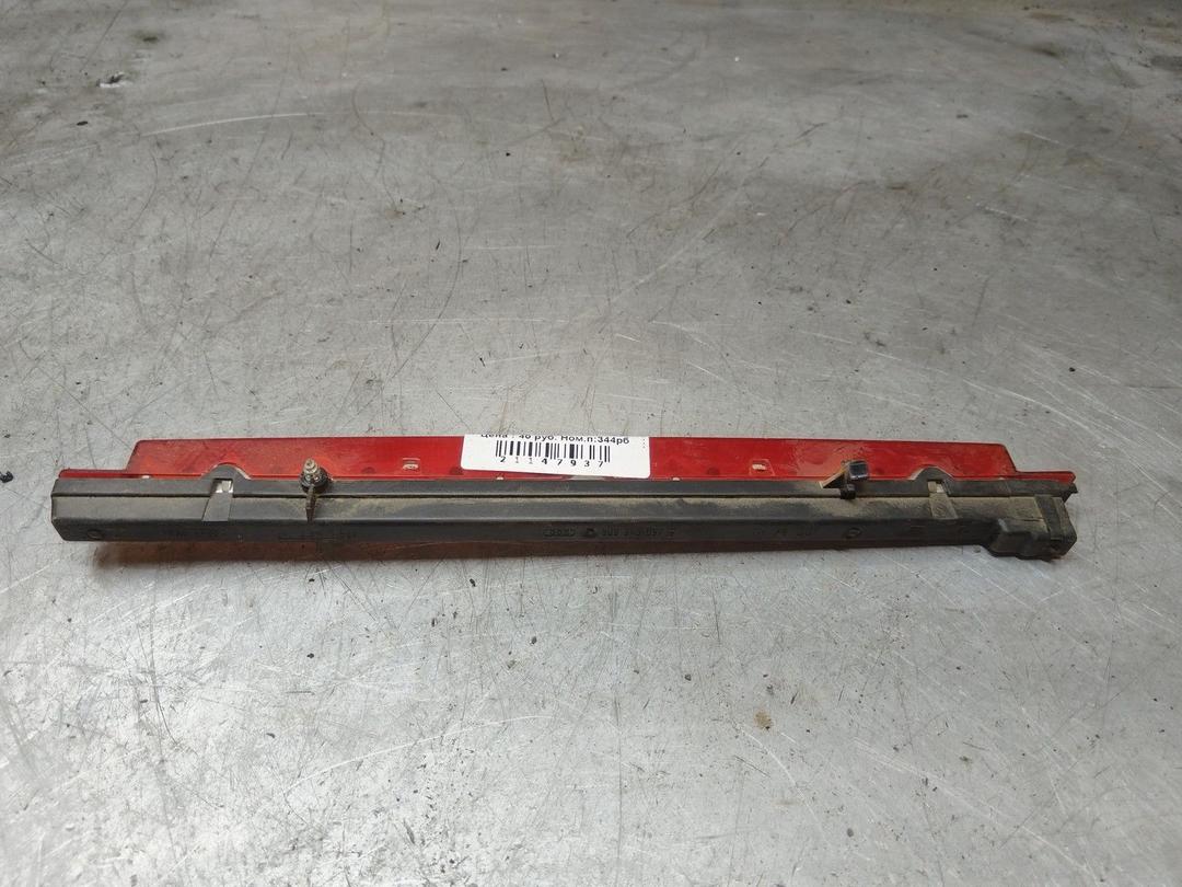 Стоп-сигнал EZLC5O Audi A4 - Фото 3