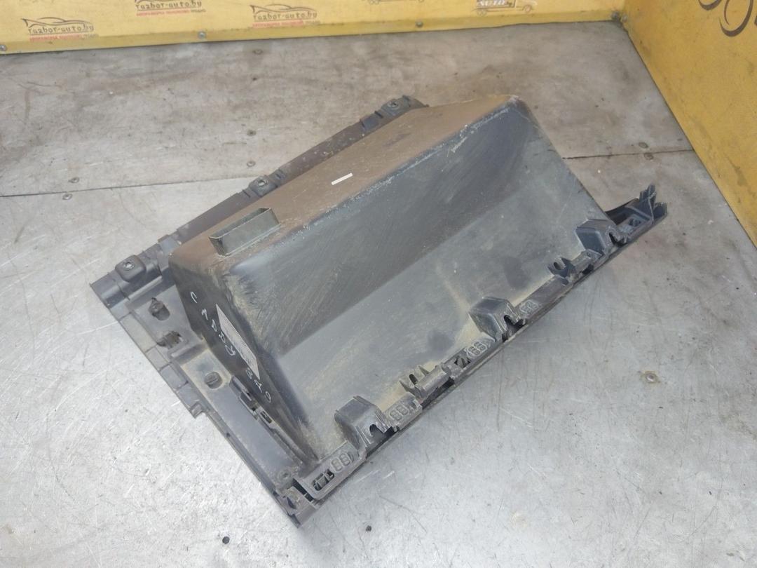 Бардачок 8OVWPP Volkswagen Caddy купить с доставкой