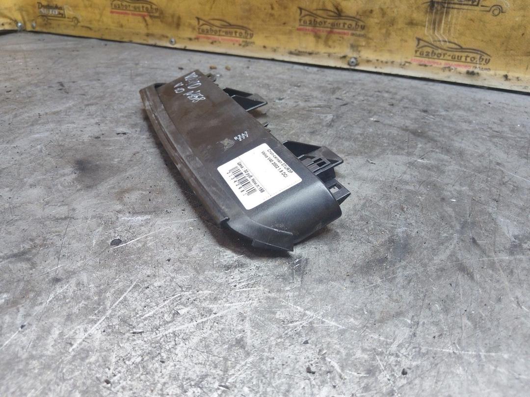 Стоп-сигнал 0TUR3P Volvo V40 купить на авторазборке