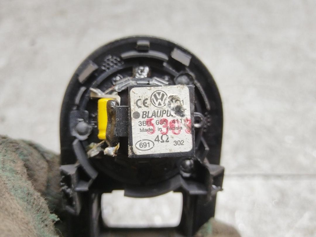 Ручка внутренняя задняя правая CSIXSJ Volkswagen Passat купить в магазине запчастей бу