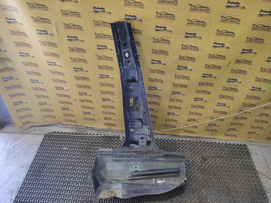 Стойка кузовная центральная левая 54U0F1 Volkswagen Golf купить в магазине запчастей бу