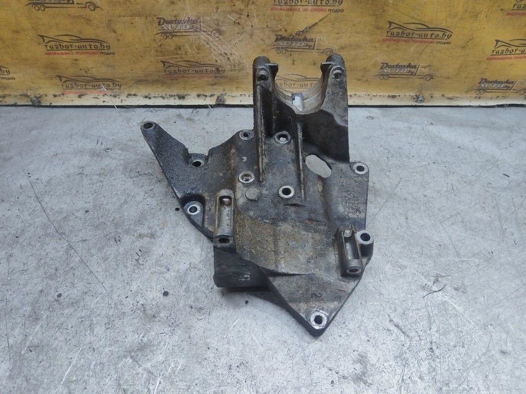 Кронштейн генератора KN0S33 Ford C-Max - Фото 1