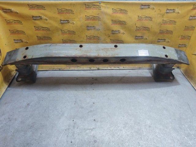 Усилитель бампера переднего P01UZ9 Toyota Avensis