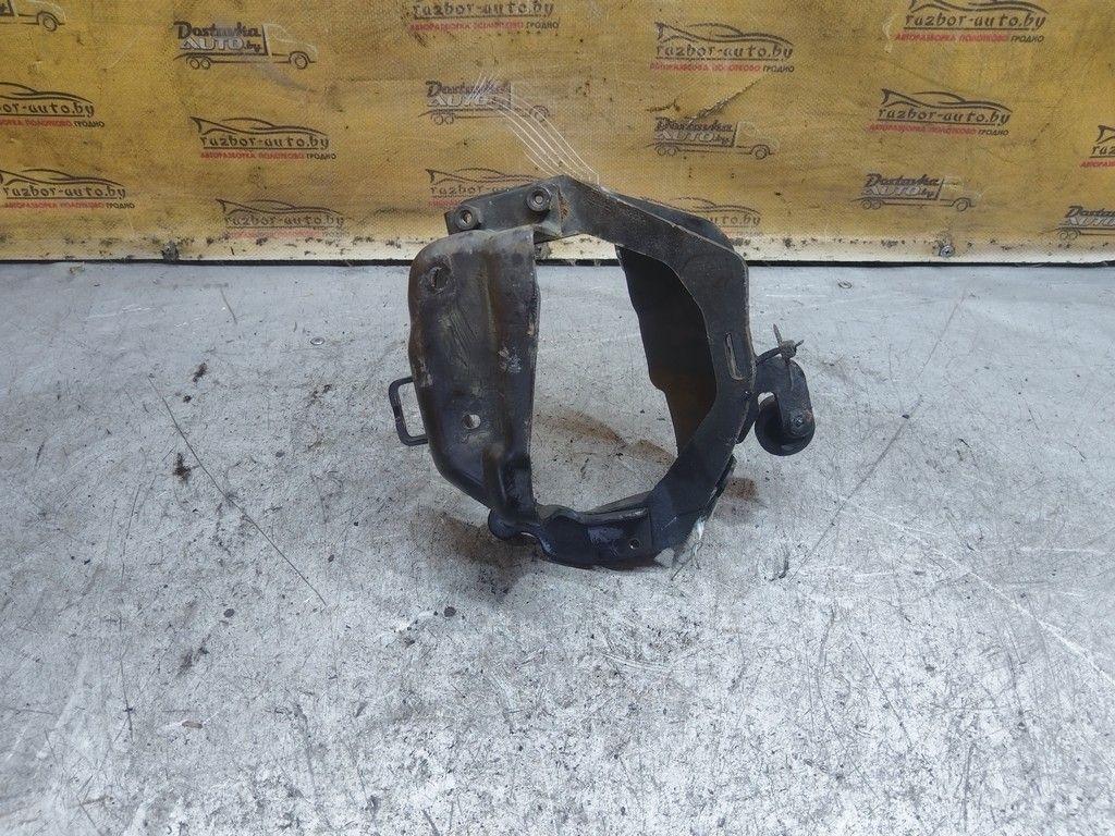 Кронштейн топливного фильтра 5JIGRY Ford Galaxy - Фото 3