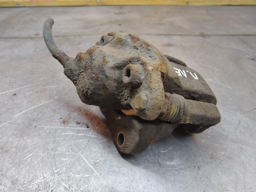 Суппорт передний левый IVH0KI Renault Scenic купить с доставкой