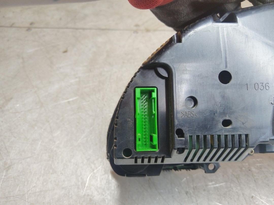 Щиток приборов (приборная панель) O3CI3G Audi A4 купить с доставкой