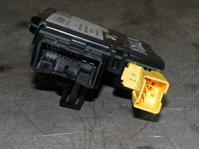 Блок управления подрулевыми переключателями 8ERR0U Volkswagen Touran купить