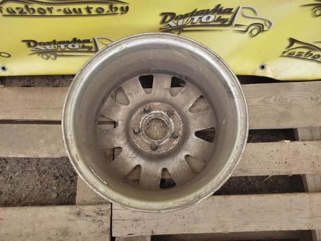 Предлагаем Диск литой R15, 5x112 Audi A4 1996 DNHJ49 DNHJ49 Audi A4 купить для авто. Выбор размера, всегда в наличии, принимаем заказы на запчасти