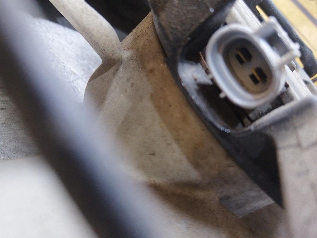 Вентилятор радиатора 4TXONT Toyota Corolla купить на авторазборке