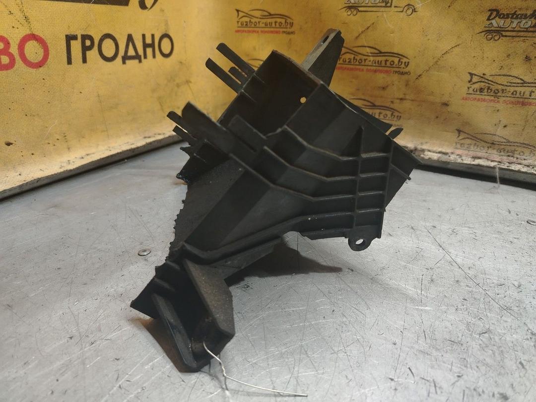 Воздуховод интеркулера YNZ073 Smart Fortwo - Фото 3