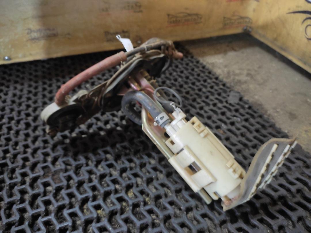 Колба в бак W04DVT Rover 200 купить в магазине запчастей бу