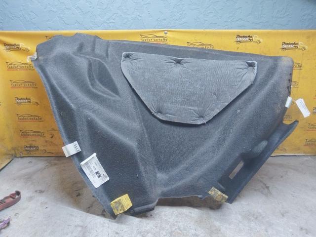 Обшивка багажника Y9YUIP Nissan Micra