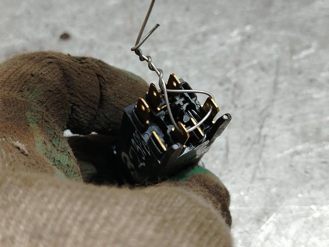 Кнопка подогрева заднего стекла 3T4OJZ Peugeot 106 - Фото 4