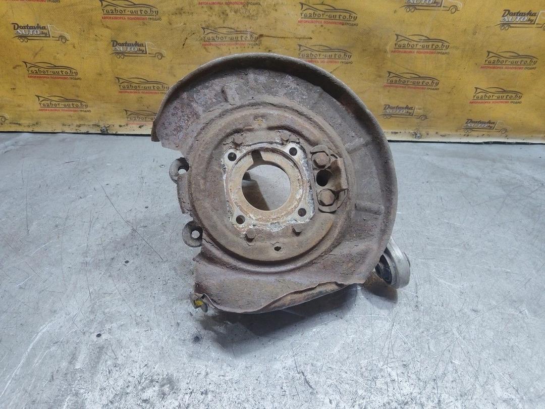 Кулак задний правый TJLK4L BMW 5 E39 - Фото 1