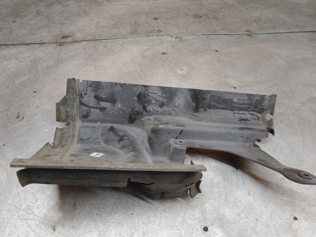 Дефлектор радиатора 92RPH4 Volvo XC70 купить в магазине запчастей бу