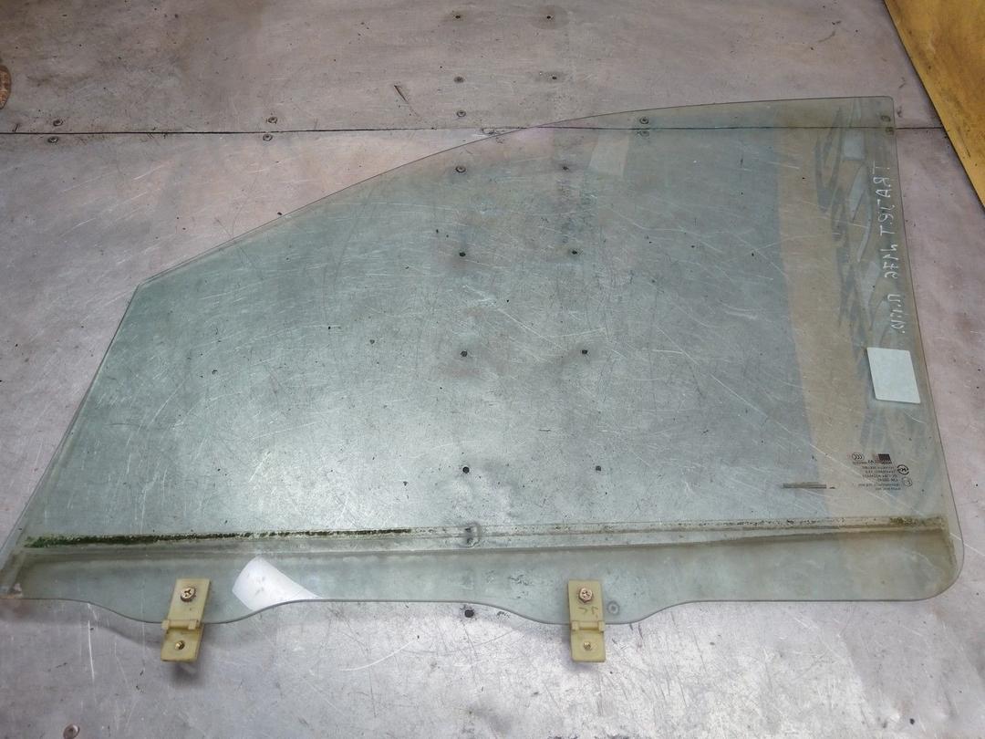 Стекло двери передней правой PXIVAI Hyundai Trajet купить с доставкой