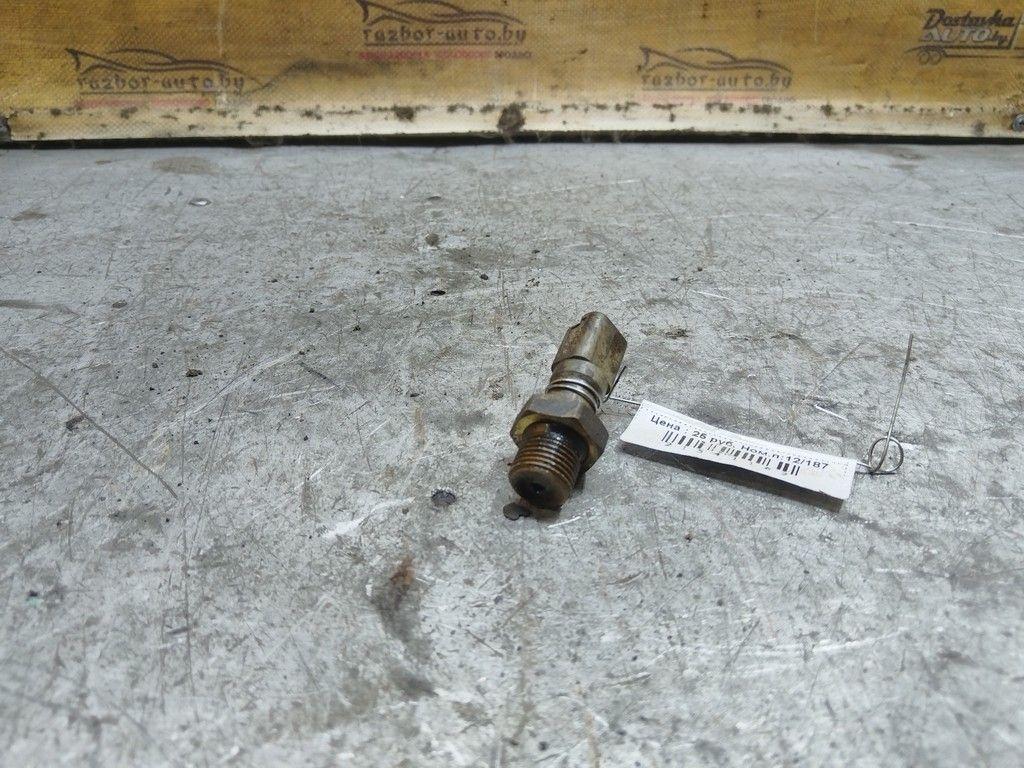 Датчик давления масла XVN500 Citroen C8 - Фото 2