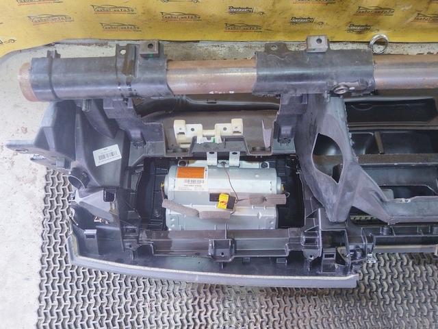 Панель передняя салона (торпедо) 4D190V Volvo S40 undefined