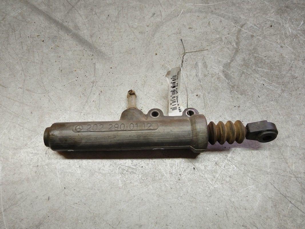 Цилиндр сцепления главный U8AI1X Mercedes C W202 - Фото 2