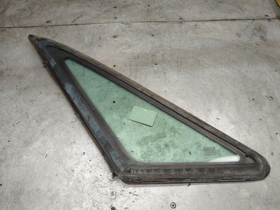 Стекло кузовное боковое правое 7964MI Renault Safrane купить в магазине запчастей бу