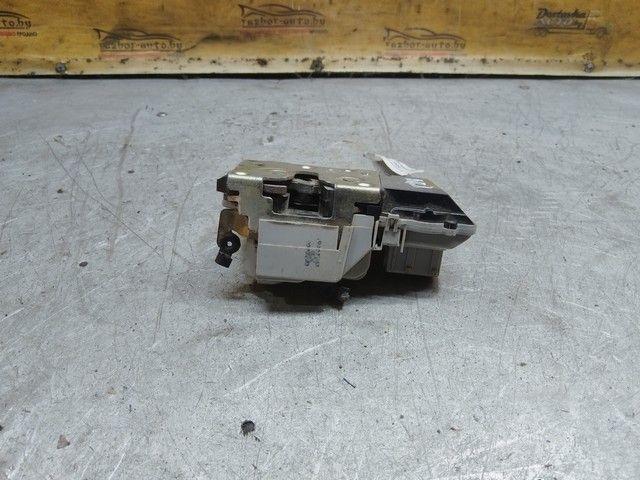 Замок двери передней левой I4NQHO Peugeot 406 купить