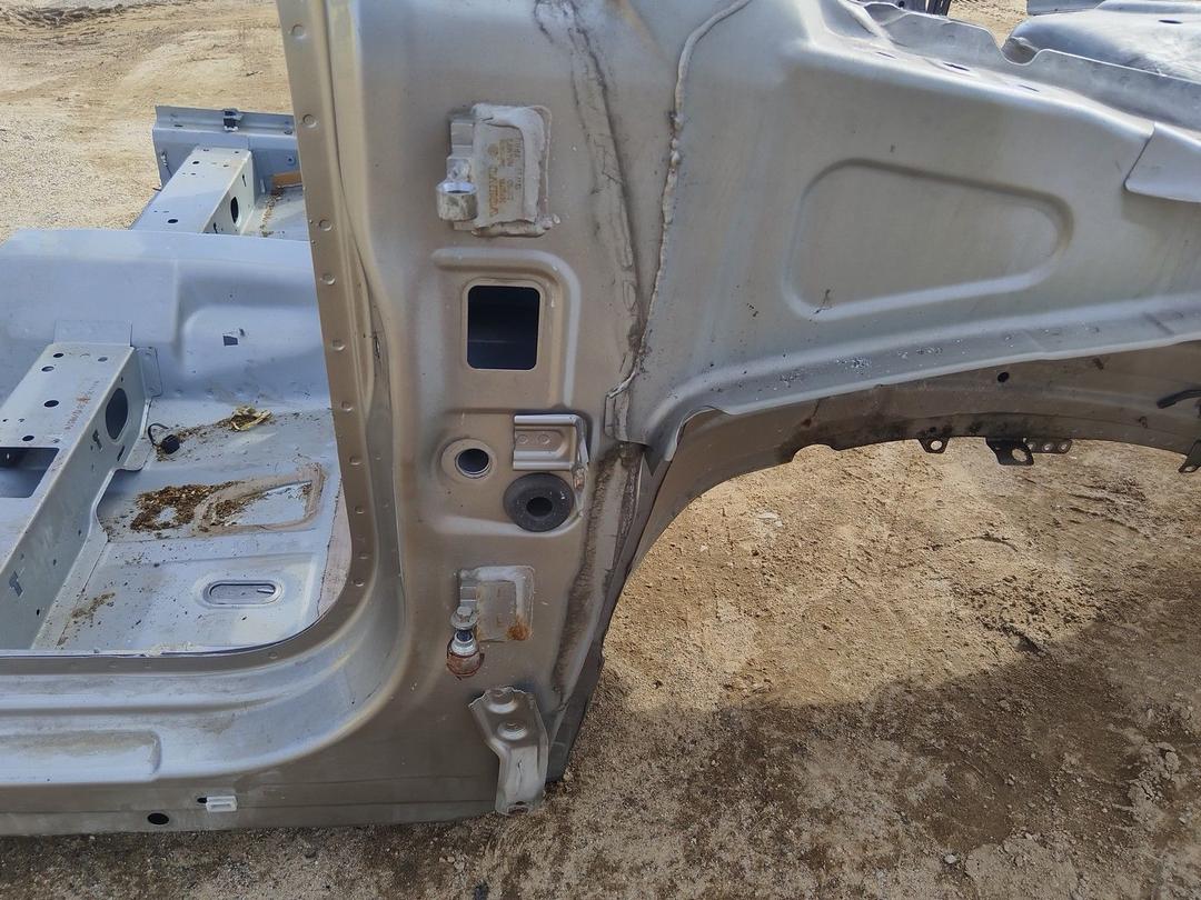 Стойка кузовная передняя правая RUNZDO Volvo XC70 - Фото 3