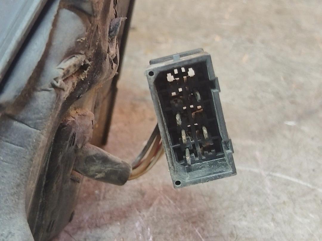 Зеркало наружное правое 8R13EK Audi A4 купить с доставкой