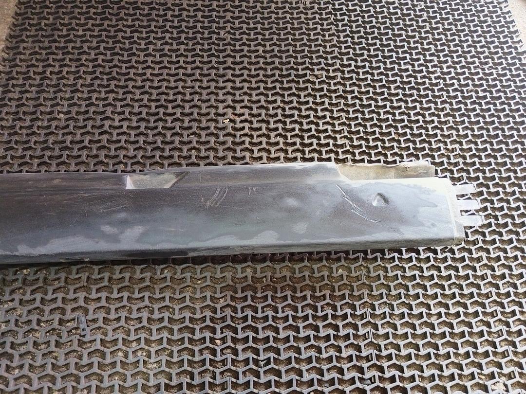 Порог правый ABAKLM Volkswagen Passat купить с доставкой