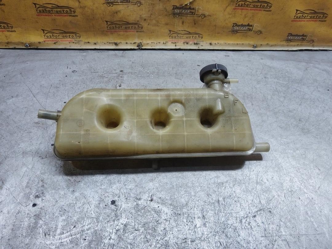 Бачок расширительный NA8NAY Toyota Avensis undefined