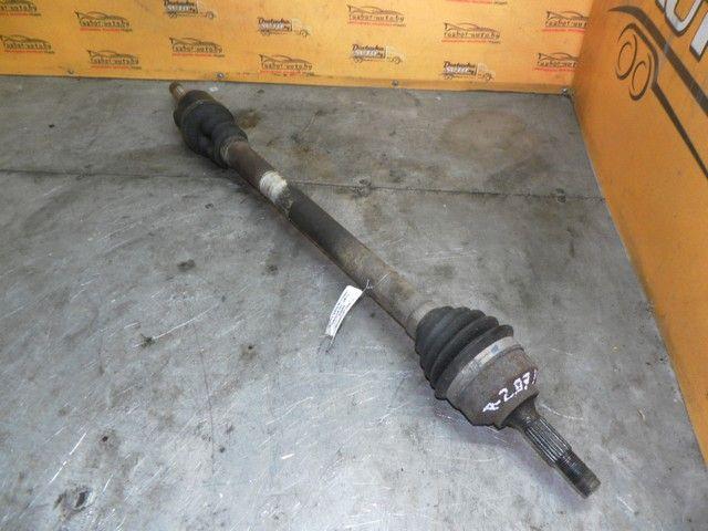 Полуось передняя правая (приводной вал, ШРУС) 38246Q Peugeot 207