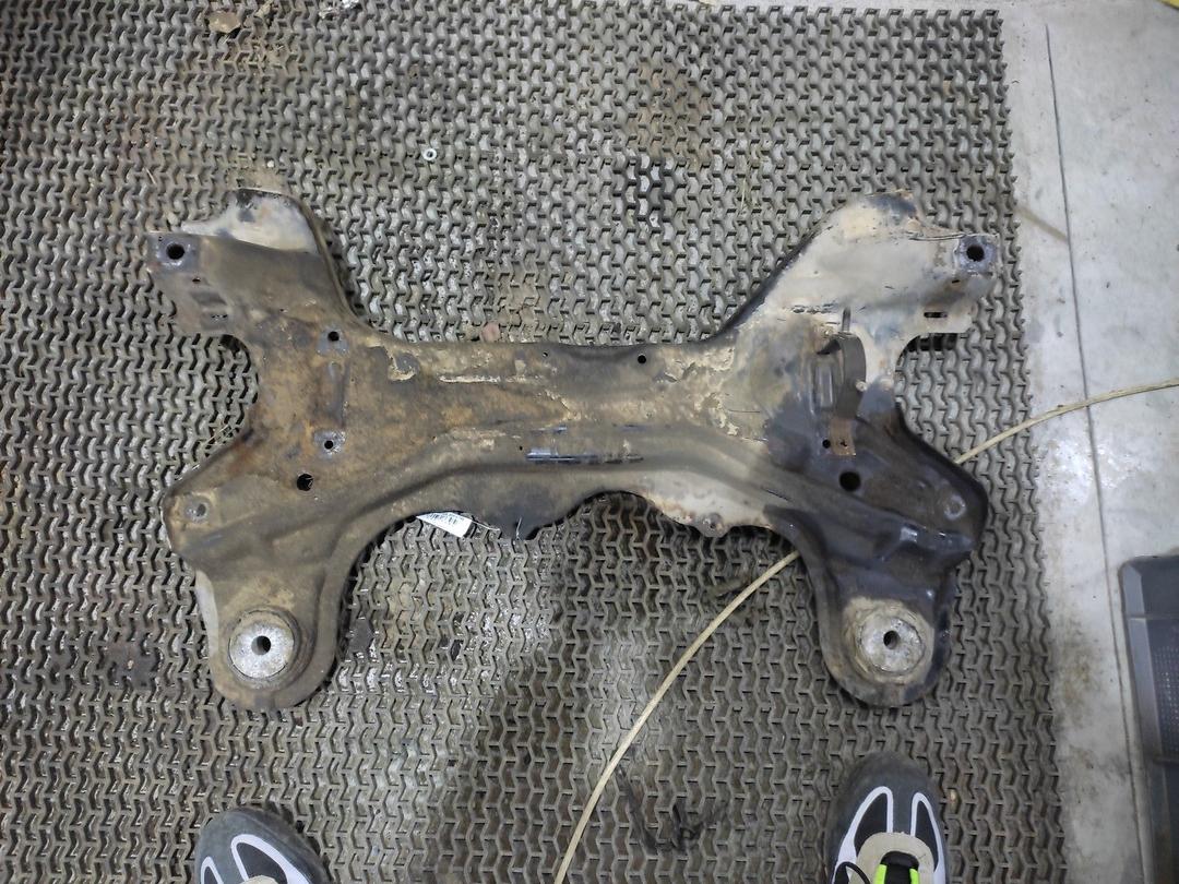 Балка подвески передняя (подрамник) IZ2L48 Audi A3 - Фото 6