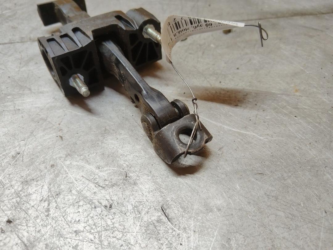 Ограничитель открывания двери передней 6JF3I4 Volvo XC70 купить