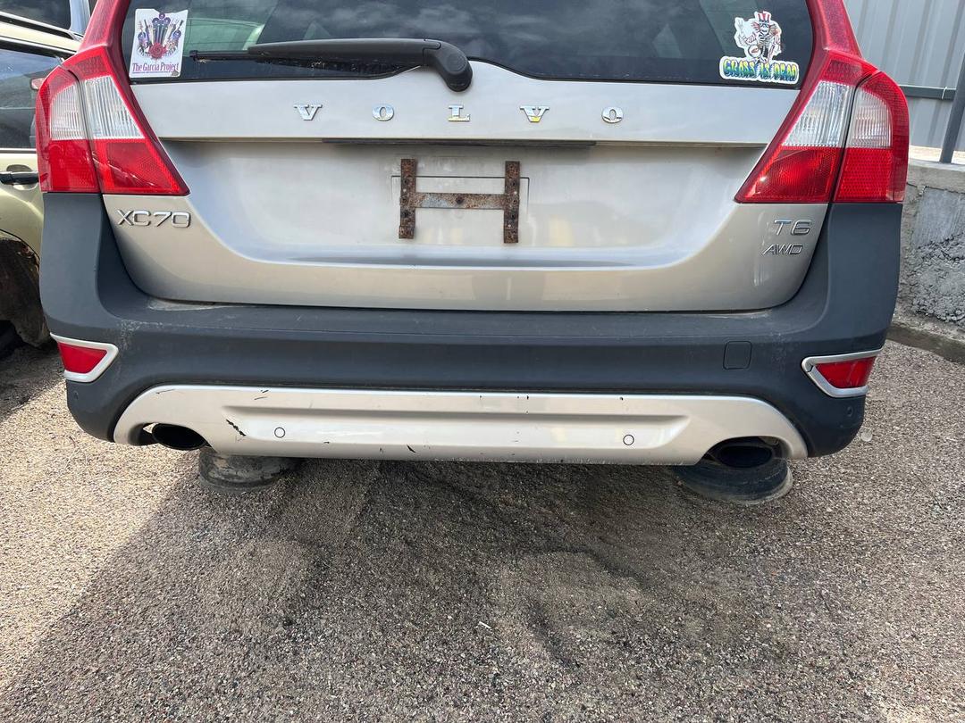 Крышка багажника (дверь 3-5) 7RJ6ZI Volvo XC70 купить в магазине запчастей бу