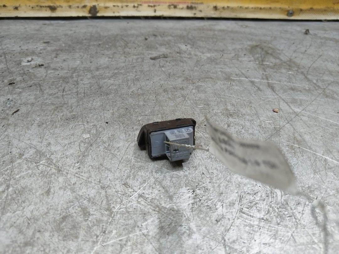 Кнопка центрального замка BJBQLG Volkswagen Polo купить с доставкой