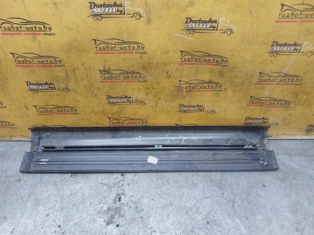 Накладка на порог EK6CC8 Mercedes C W202 купить в магазине запчастей бу