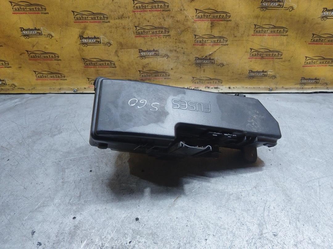 Короб предохранителей 5C98YQ Volvo S60 купить