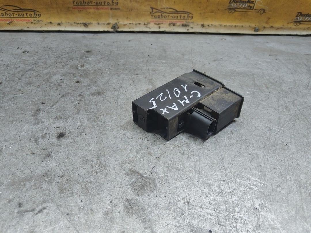 Активатор замка крышки топливного бака V8U38F Ford C-Max купить с доставкой