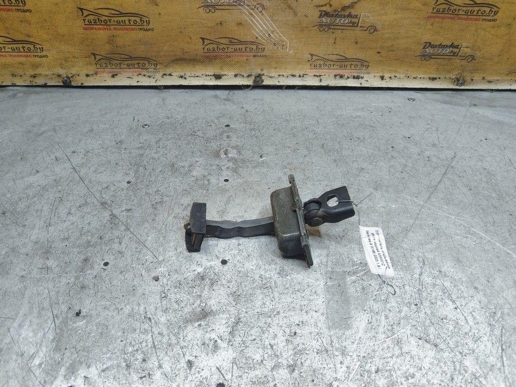 Ограничитель открывания двери задней AXKW1Z Mercedes A W168 - Фото 1