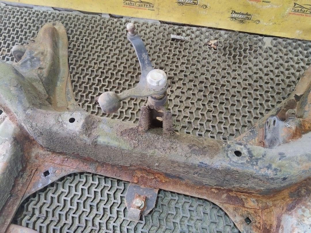 Балка подвески передняя (подрамник) 404WM8 Peugeot 406 купить в магазине запчастей бу