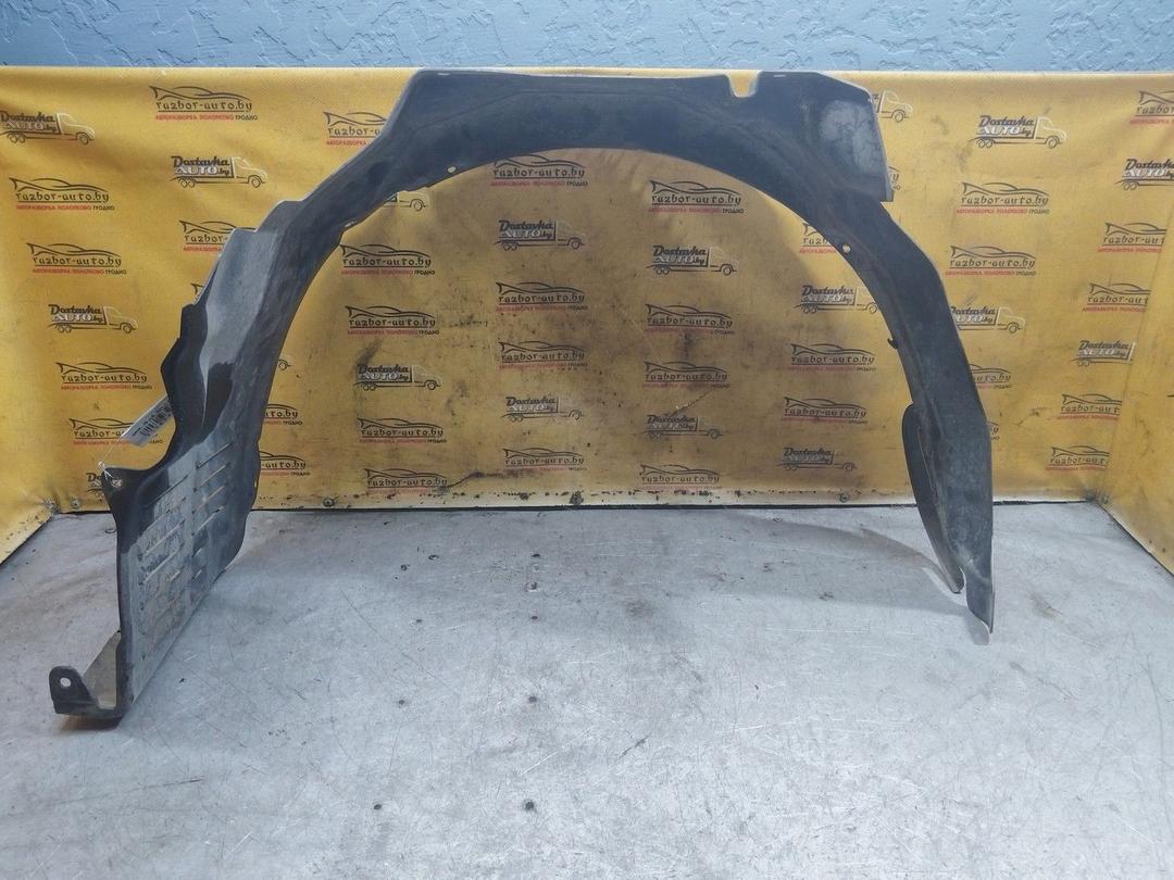 Защита арок передняя правая (подкрылок) FOUAE4 Mitsubishi Carisma