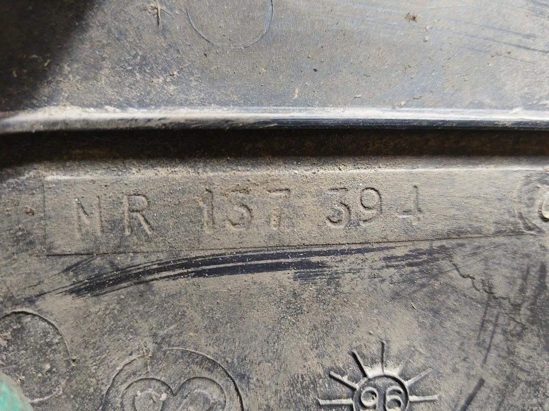 Защита арок задняя правая (подкрылок) 2TCU9Y Mitsubishi Carisma купить в магазине запчастей бу