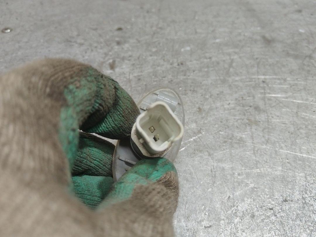 Повторитель передний правый 2979M9 Citroen Xsara Picasso - Фото 3